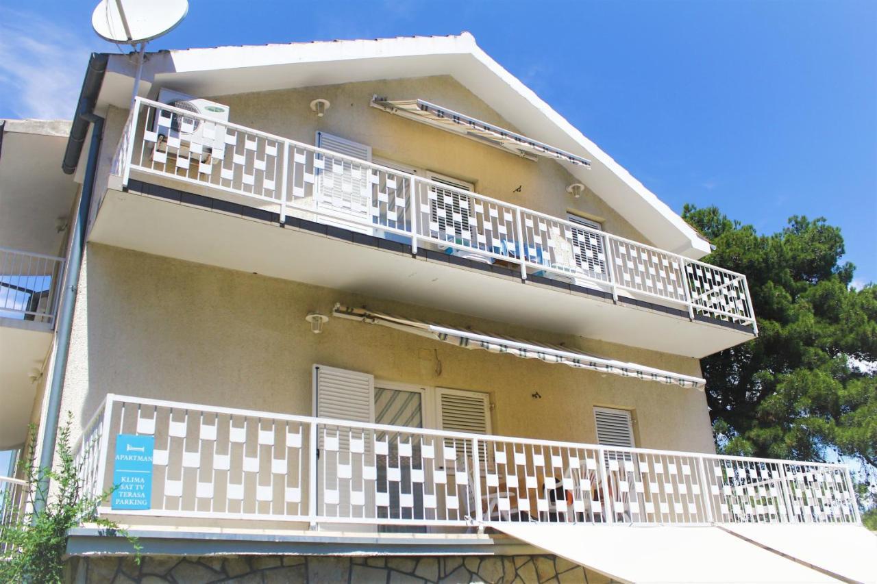 Apartmani Lucia Biograd Biograd Na Moru Luaran gambar