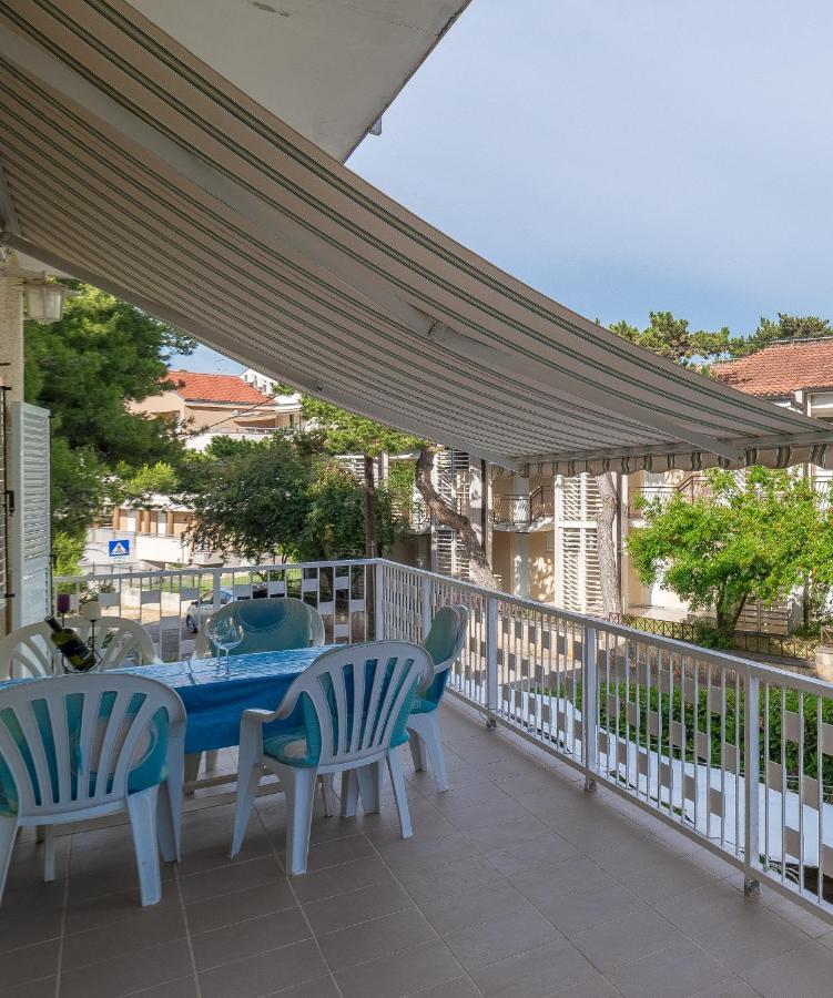 Apartmani Lucia Biograd Biograd Na Moru Luaran gambar