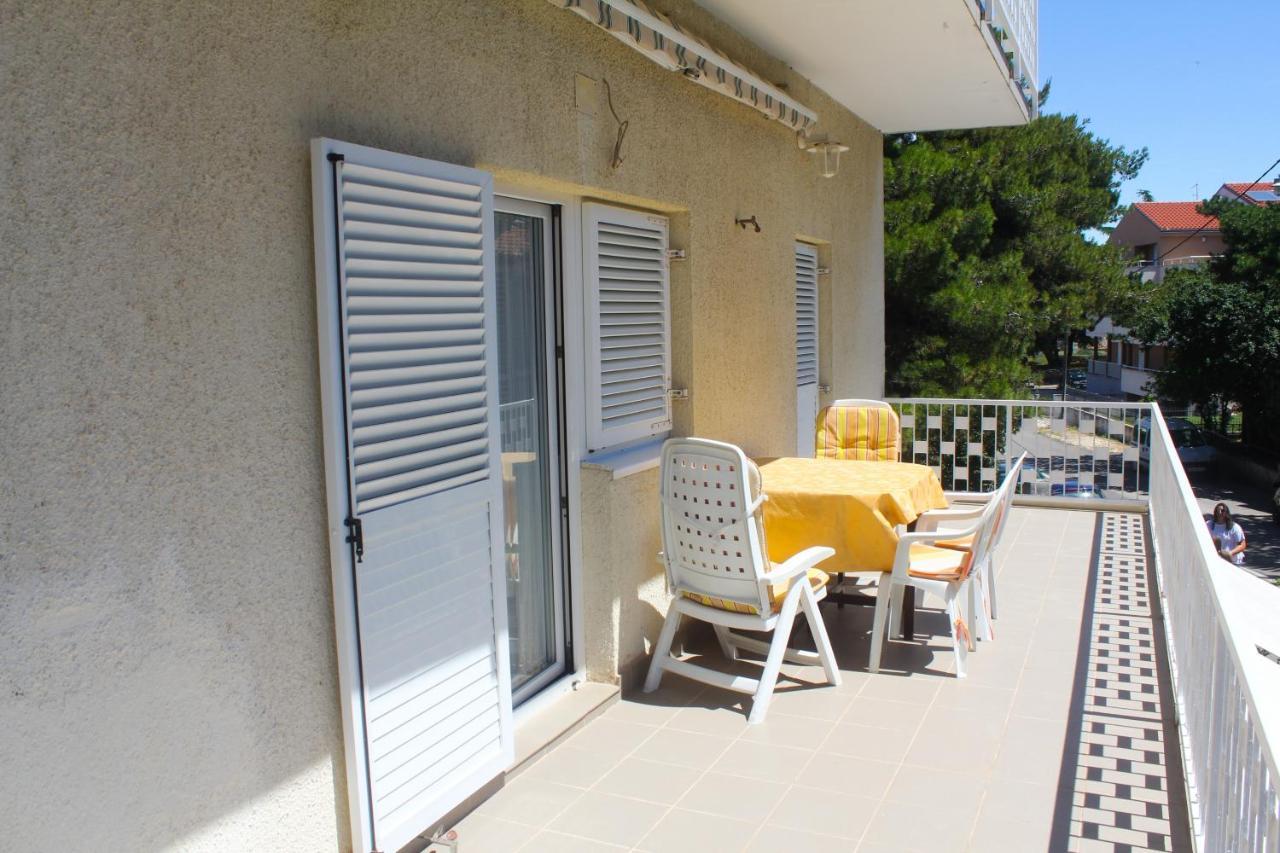 Apartmani Lucia Biograd Biograd Na Moru Luaran gambar