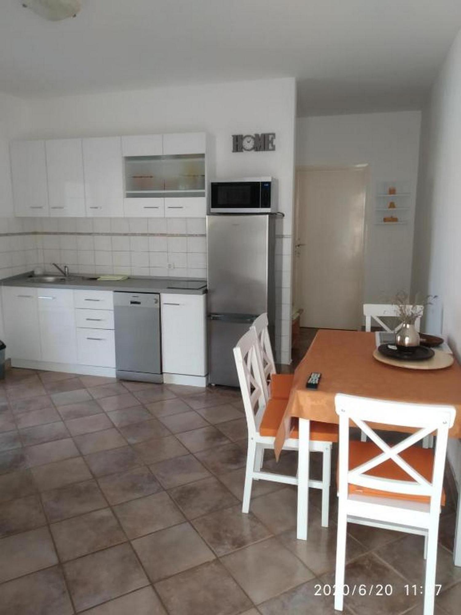 Apartmani Lucia Biograd Biograd Na Moru Bilik gambar